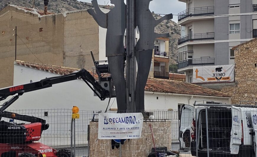 ROTONDA REALIZADA EN HIERRO